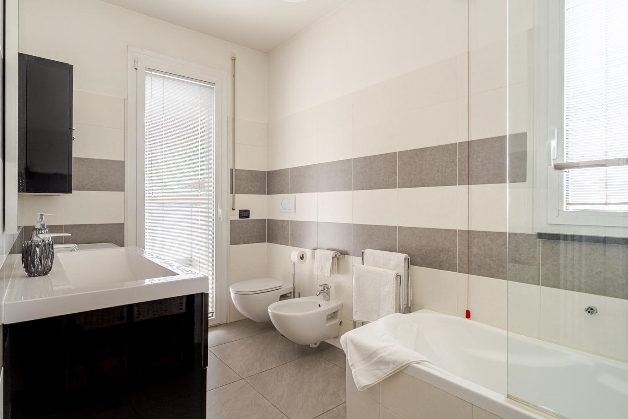 Dalmine Luxury Suite Esterno foto